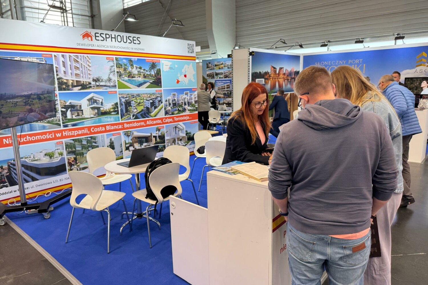 ESPHOUSES neemt als exposant deel aan de vastgoedbeurs INRE in Poznań, Polen